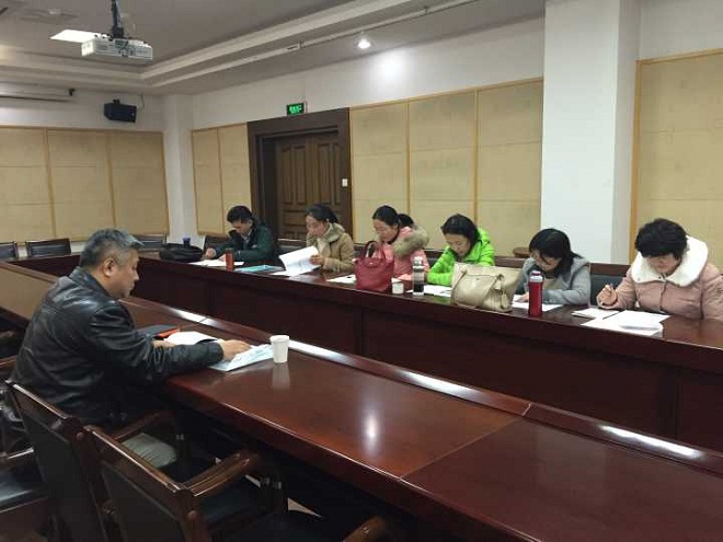 徐岩副校长参加开云手机登录入口大外拓展部党支部专题组织生活